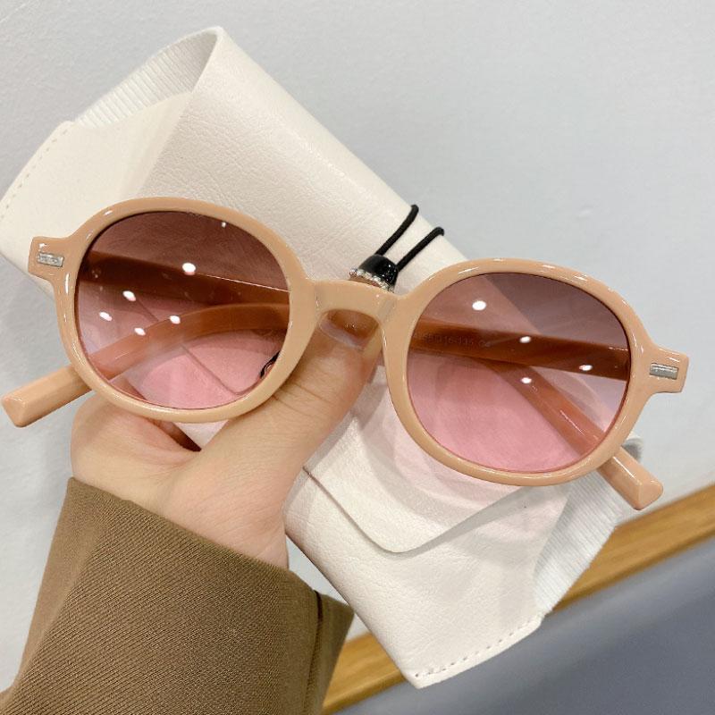 New Retro Oval Sunglasses Women Small Frame Streetwear Gradient Eyewear Fashion Designer Sun Glasses For Female