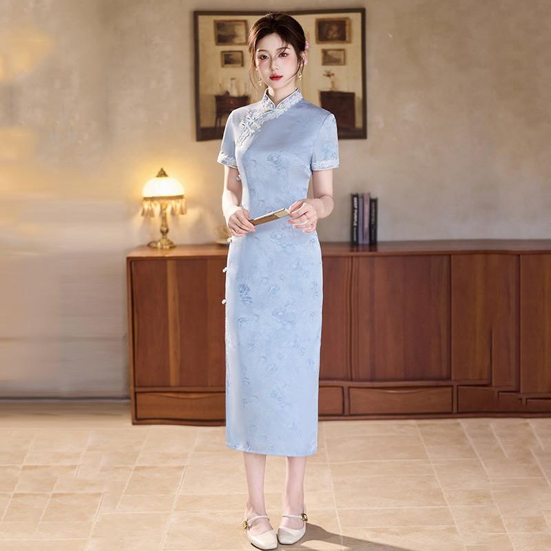 Light Blue Chinese-Inspired Long Cheongsam Dress Women Vintage Fit Short Sleeve Stand Collar Design