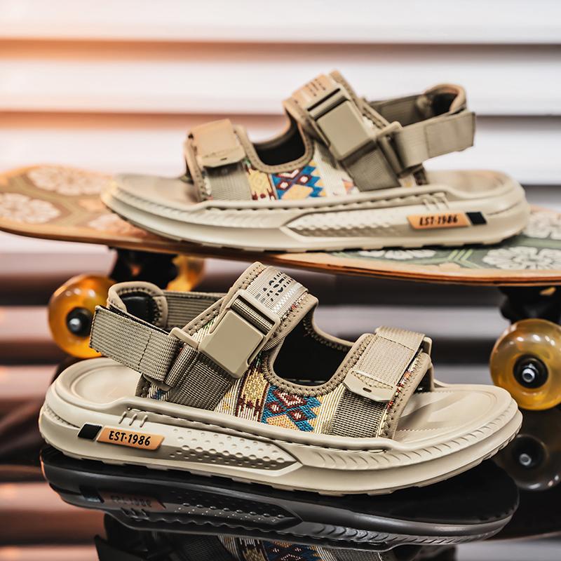 Mode Mode Neue Herren Hausschuhe Sommer Herren Sandalen Offene Zehen Flache Herren Freizeitschuhe Outdoor Walking Sandalen Herren Strandschuhe Sandalias