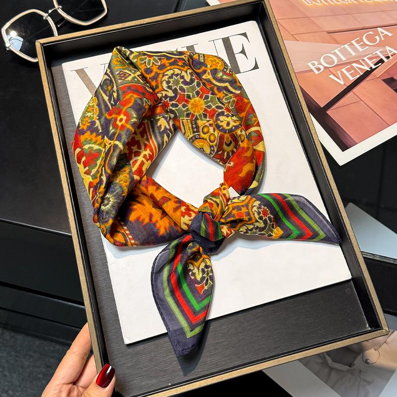 30% Silk 70% Cotton Scarf Women Square Neck Shawls Wraps for Ladies Foulard Scarves Pashmina Female Hijab Bandana Bufanda 70cm