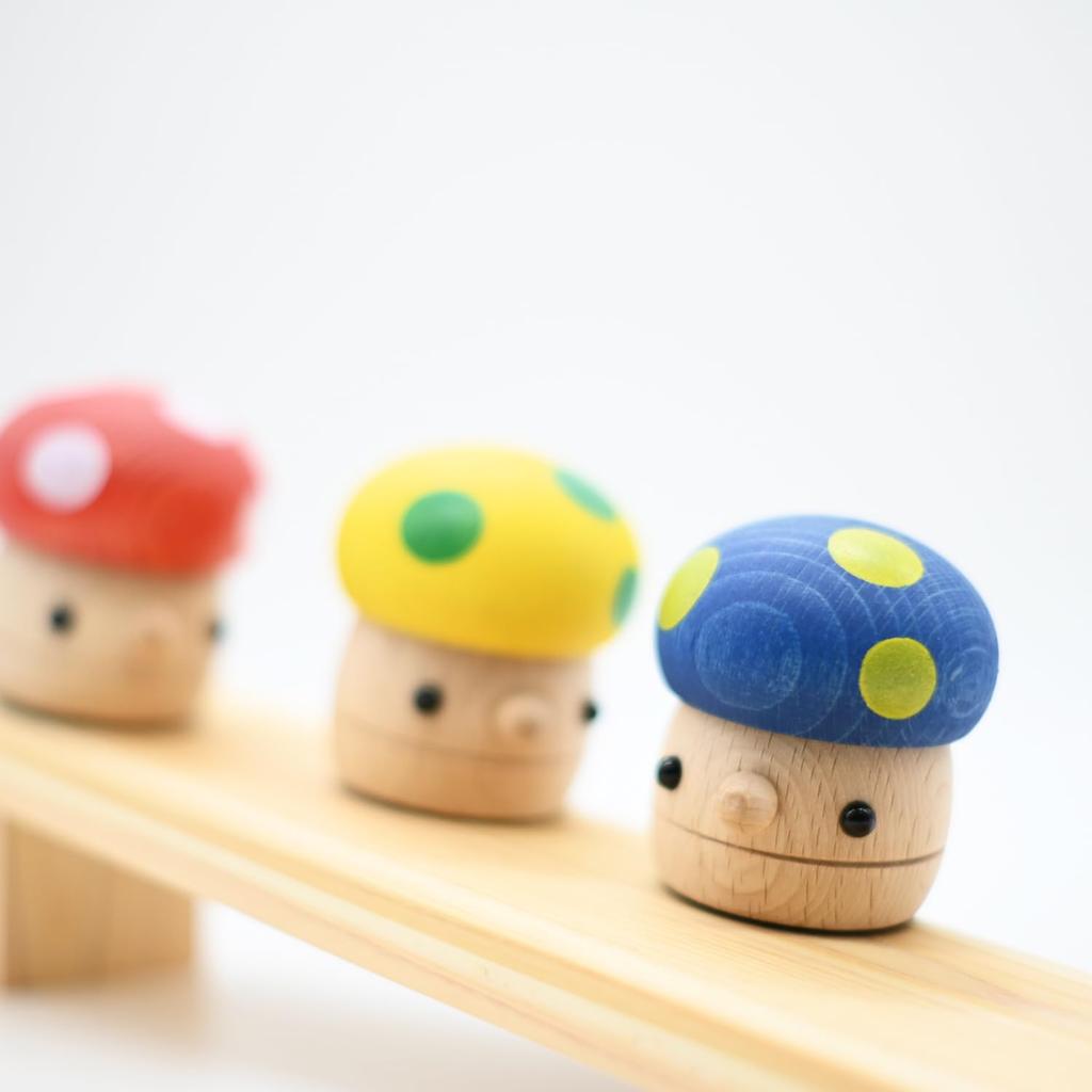 Comomg Acorn and Mushroom Wooden Made In for 004 Set, Toy, Japan, Children, Com-donset