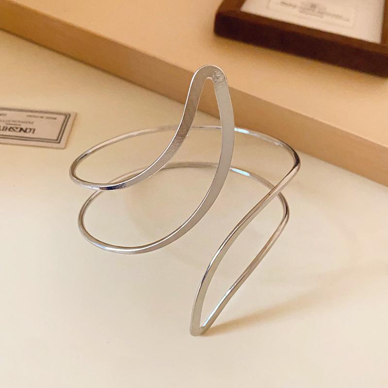Minimalist Double-Layer Hollow Armlet: European & American Style, Exaggerated & Fashionable High-End Bracelet