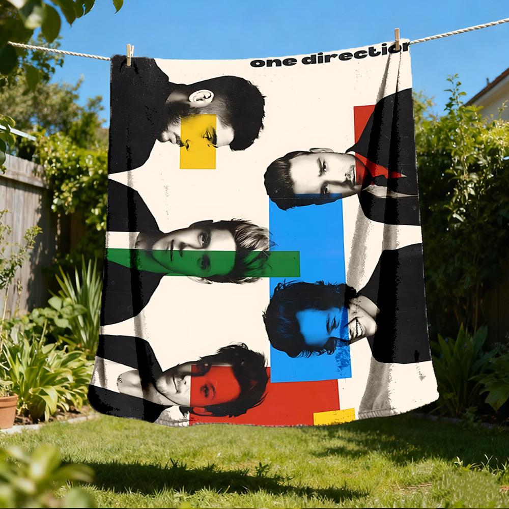 1pc Pippi Longstocking Outdoor Personalized Flannel Blanket, Soft, Lightweight Personalized Flannel Blanket, Digital Printing, 80x120cm