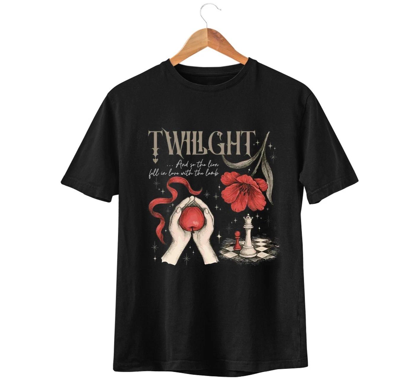 

Twilight So the Lion Fell in Love with the Lamb Shirt, Twilight Fans Tee L