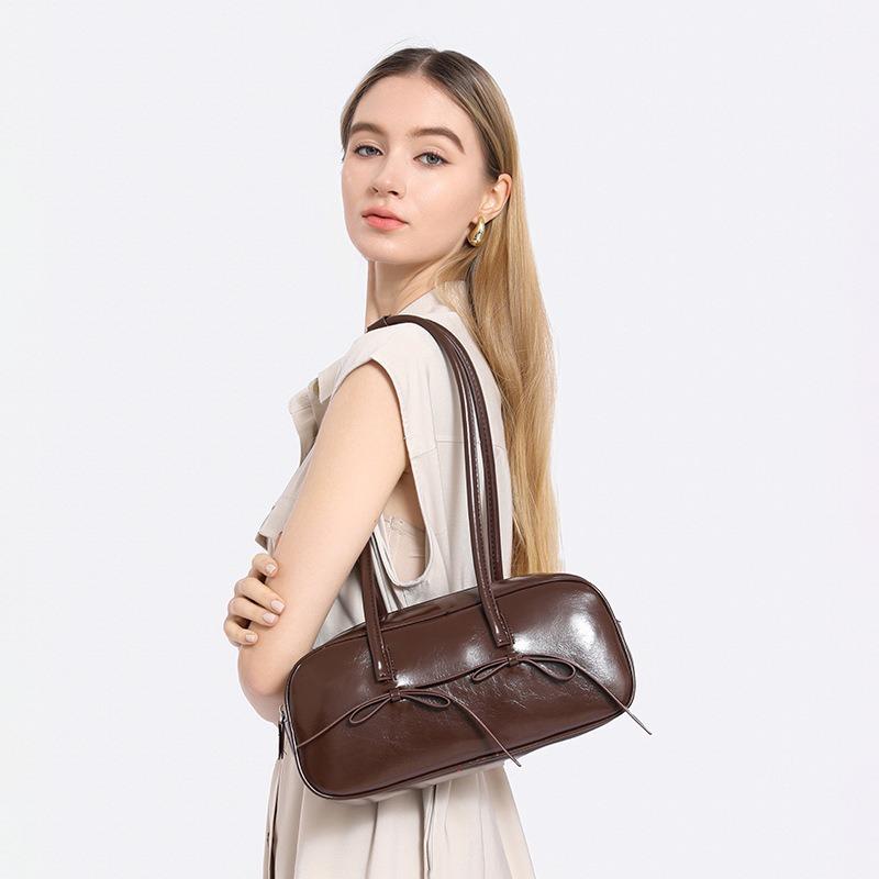 Korean Style Trendy Hot-Selling Ballet Style Simple Underarm Bowling Bag for Women Versatile Personality Commuting Fashionable Shoulder Bag