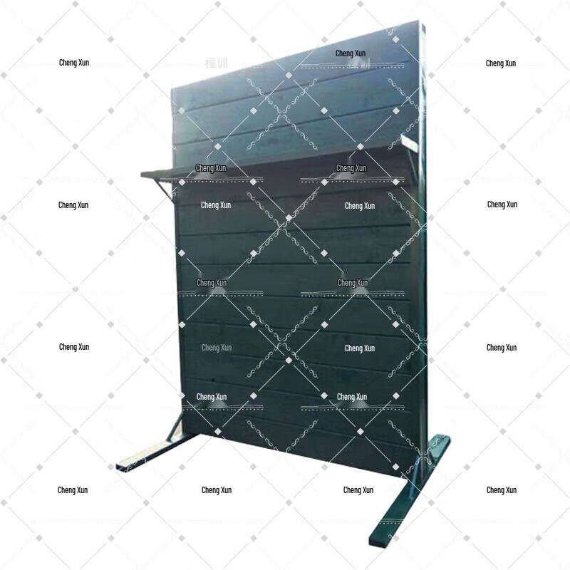 Three-Person Collaborative Climbing Frame