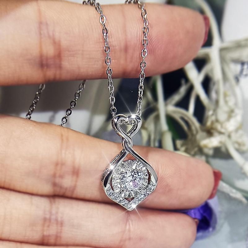 

Ожерелье с бриллиантами в виде звезды и луны для женщин, модный нишевый дизайн, простая подвеска на ключицу