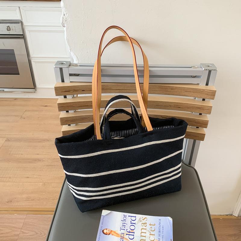 Lightweight Versatile Canvas Bag Women's New Commuter Versatile Shoulder Bag Portable Tote Bag