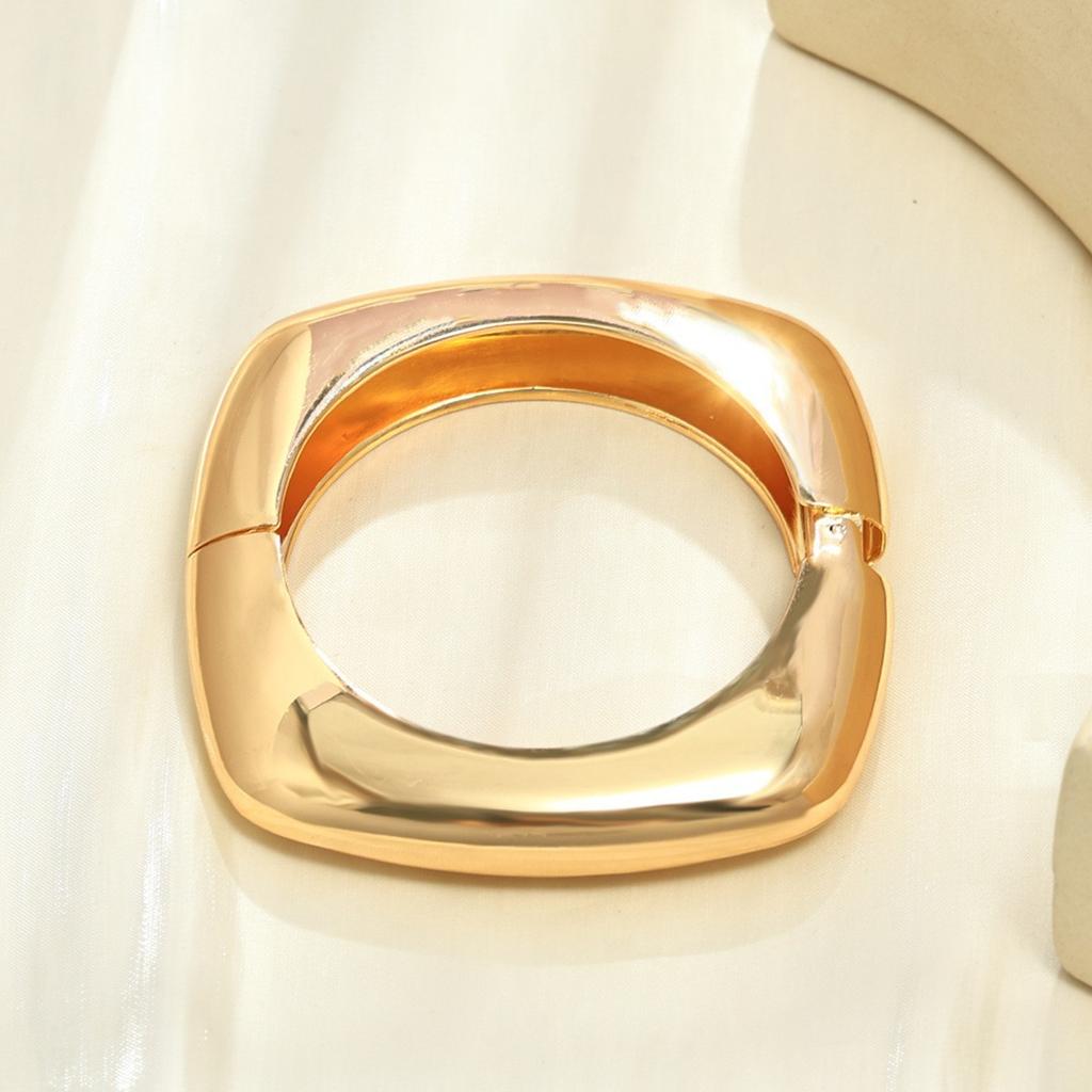 Bracelet INS Minimalist Irregular Wave Jewelry Metal Glossy Bracelet Ladies Jewelry