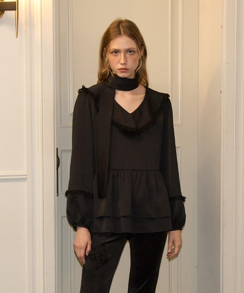 SALON DE YOHN Scarf Ruffle Blouse_ Black