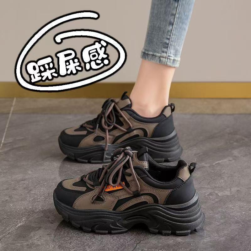 

Best-Selling Women s Waterproof Sport Shoes: Lightweight, Non-Slip, Thick Sole for Versatile Spring/Autumn Wear in Black Size 40 (Order one size larger)