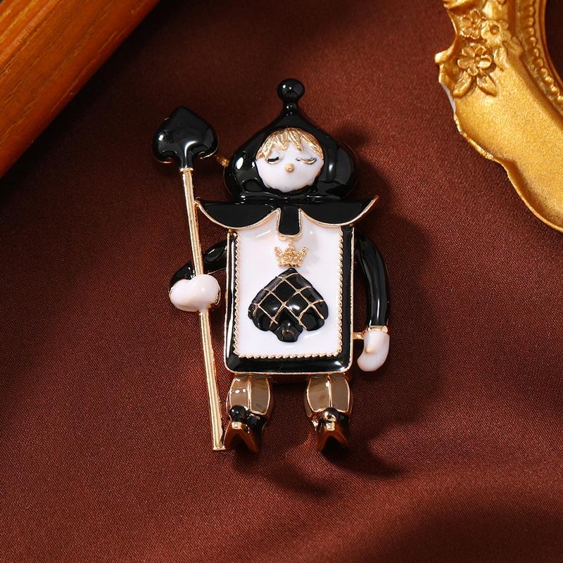 Cute Heart and Spade Cartoon Figure Soldier Brooch Enamel Clown Brooches Pins For Women Girls Suit Clothes Accessories Clip Pin