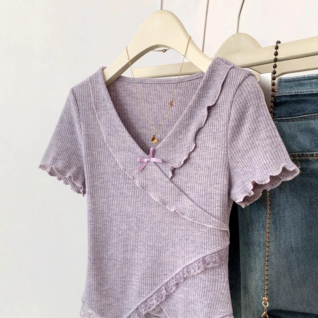 Purple fungus edge V-neck short-sleeved T-shirt women's summer new design lace splicing slim-fitting short versatile top
