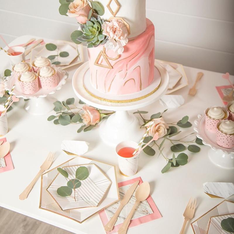 Bílá téma Svatba Párty Zlatý pruh Papírové talíře Kelímky Ubrousky Děti Dospělí Narozeninové nádobí Dekorace na párty Baby Shower