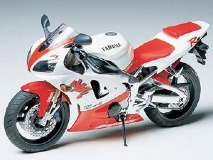 

Мотоциклетная серия Tamiya Yamaha 1/12 YZF-R1