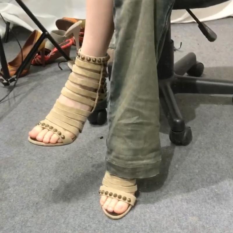 Beautiful sandals women's thin heels high heels design sense niche rivet cool boots