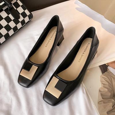 Sapatos de salto médio alto de 3 cm, sapatos femininos de couro legítimo, bico quadrado, mocassins com fivela de metal, sapatos sociais para escritório 2024