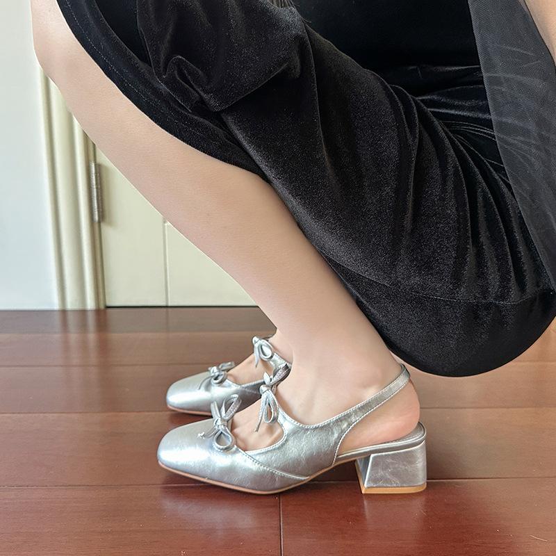 

Spring and summer new thick heel square head bow bag head sandals fairy fairy middle heel sandals 39