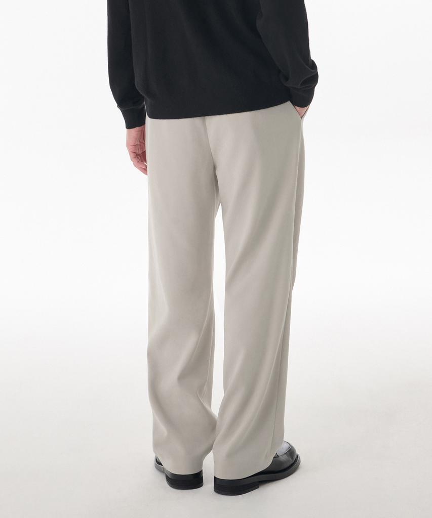 Musinsa Standard Brushed One-Pleat Wide Elastic Pants [Dusty Cream]