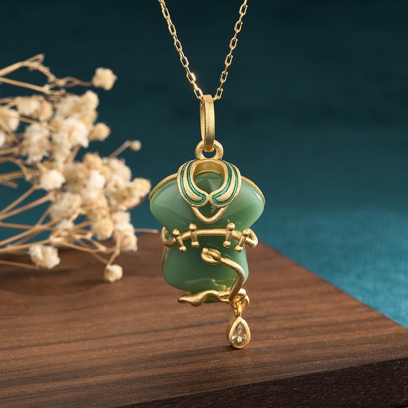 

Древнее позолоченное ожерелье Ханфу: Желаю Вам Успеха Аксессуар в стиле ретро, вдохновленный нефритом Electroplated 24K Gold