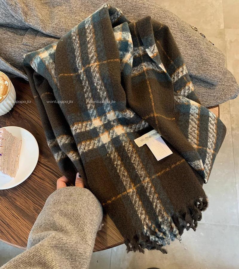 

Women s Winter Plaid Scarf - Christmas Red, Korean Style, Versatile, Warm, Thick Shawl 180cm кофейный