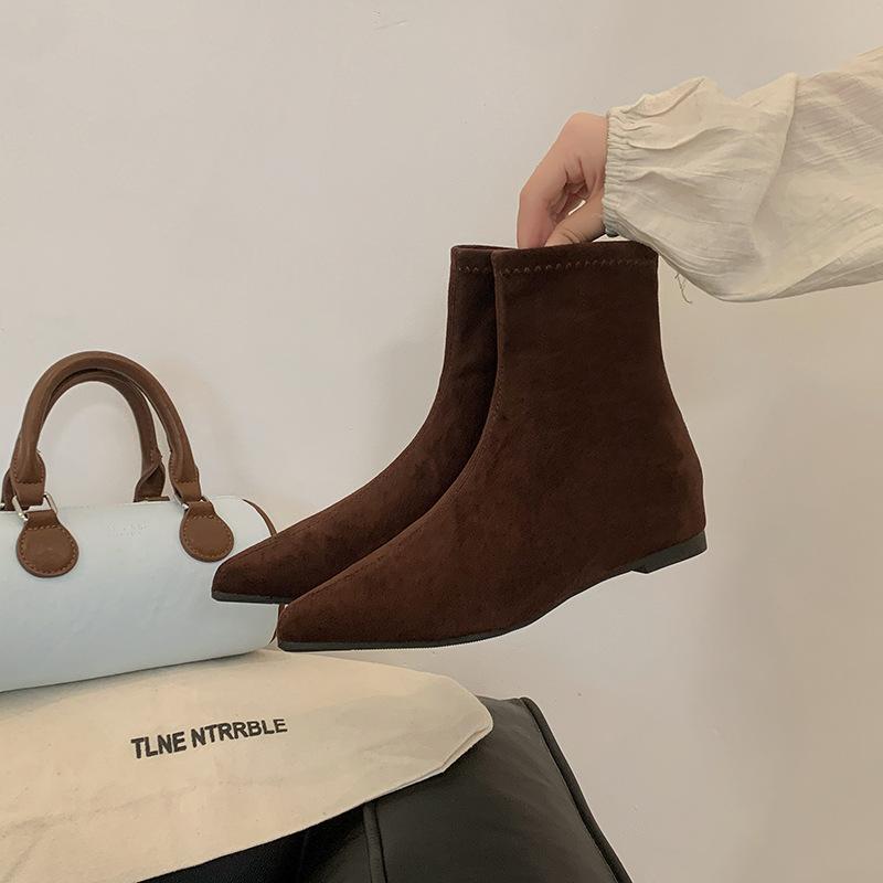 Korean version of retro niche pointed head low heel short boots women's autumn and winter new suede fashion versatile and thin fashion boots