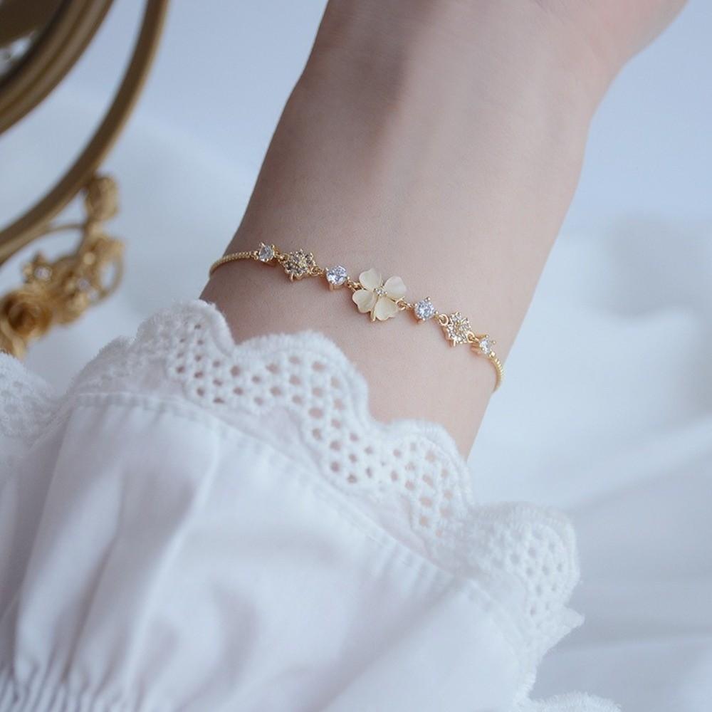 Delicate Adjustable Bracelet Gold Color Lucky Bracelet Four-leaf Clover Bracelet  Jewelry Gift