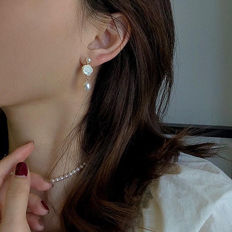 Natural freshwater pearl rose earrings s911 silver needle French retro light luxury high-end flower long earrings