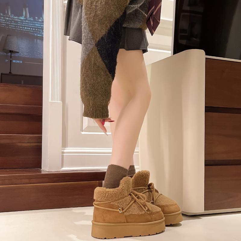 Dámské nazouvací zimní sněhule s tlustou rovnou podrážkou a trakční gumovou podrážkou