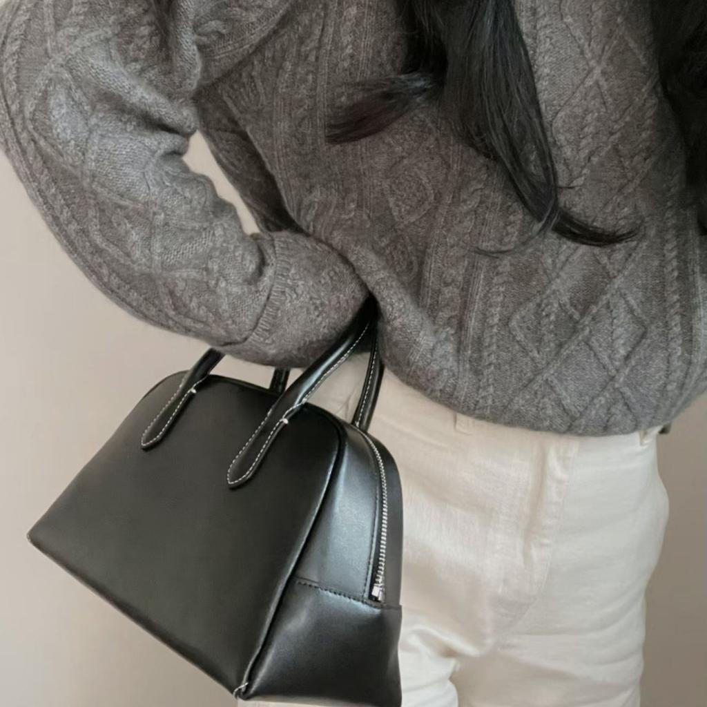 Bowling Leather Boston Matte Vintage Handbag, Large-capacity Commuting Bag