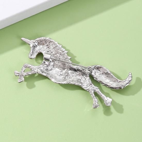 Horse Brooch Fairy Tale Style Flower Heart Decoration Pin Coats Sweaters Bags Badge Fashion Accessories