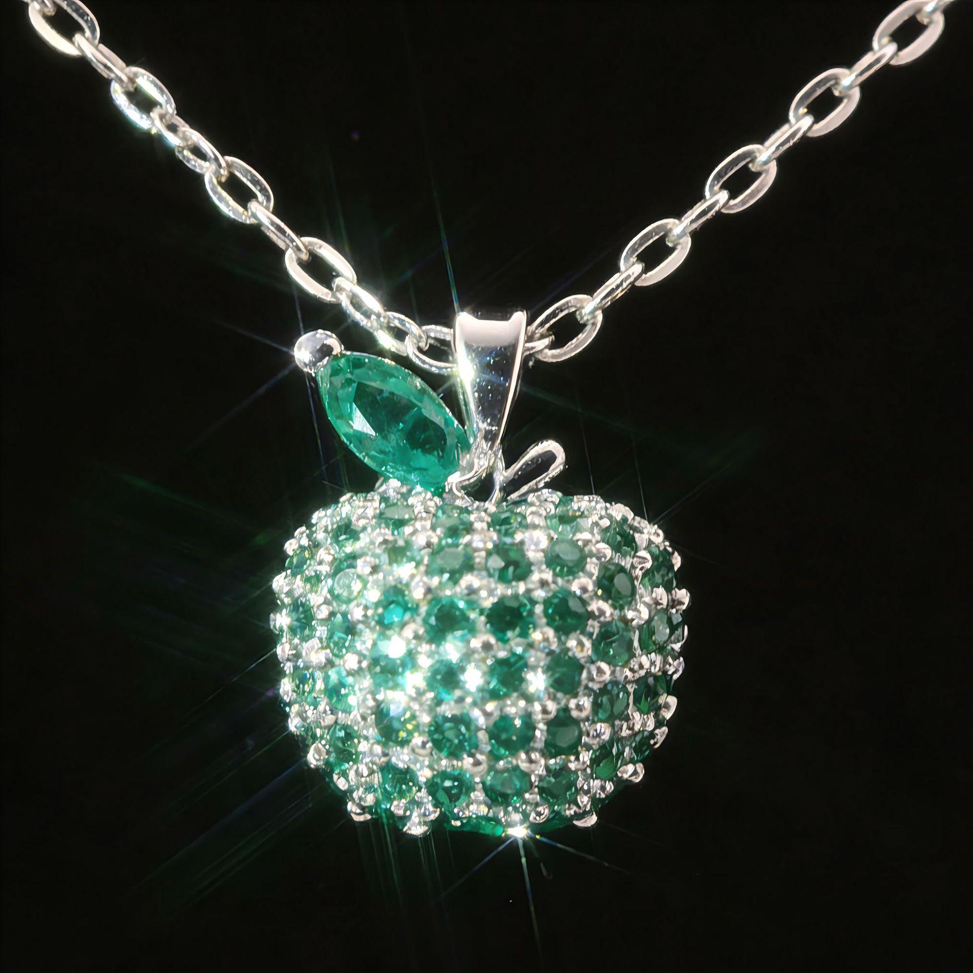 Elegant Copper Zircon Necklace for Women - Luxurious Clavicle Chain Jewelry with Niche Design Platinum Green Apple