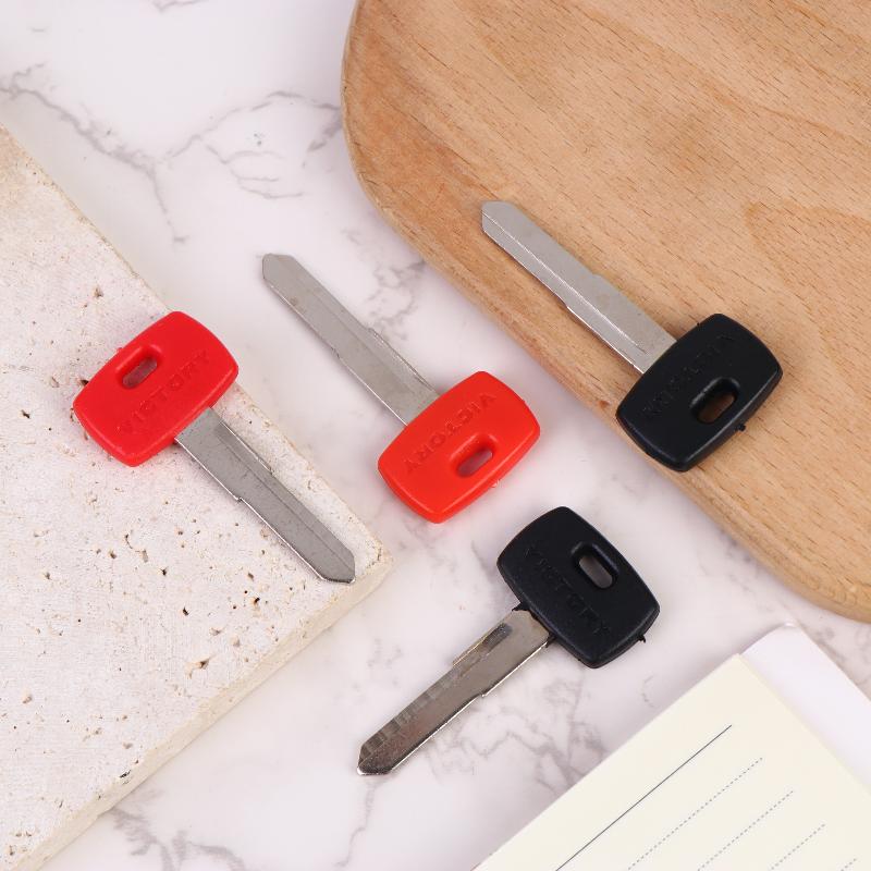 Motorcycle Key Uncut Blank Replace Keys For Victory Jackpot Judge Hammers Standard Cruiser Sport Cruiser Deluxe Cruiser
