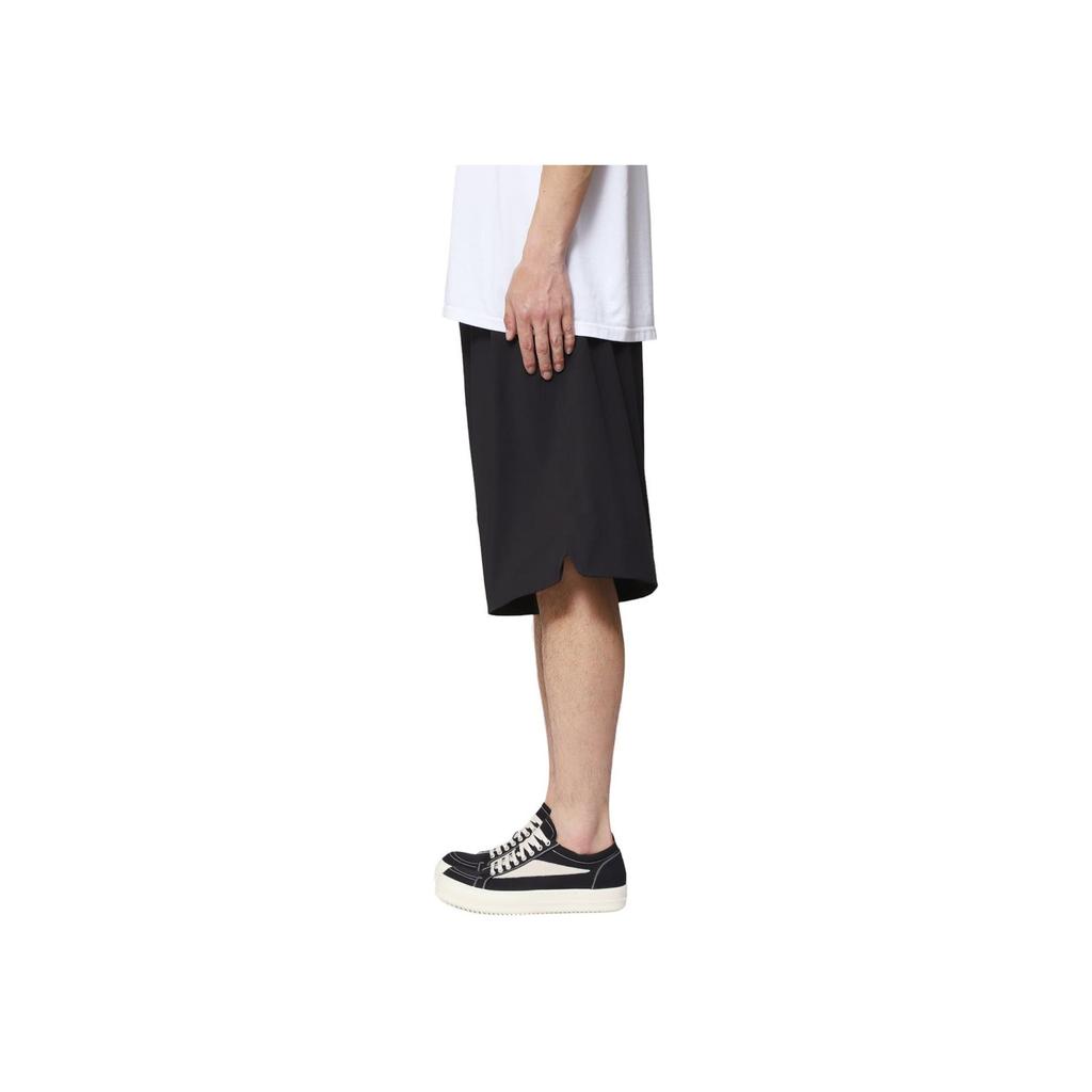 Fear of God Essentials Nyon Relaxed Shorts Jet Black Men Bottoms 160SP244124F