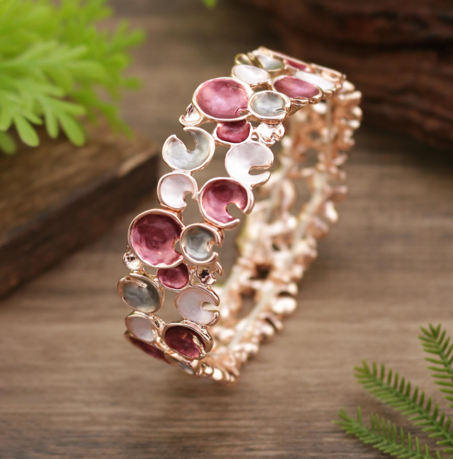 

Эмалевый геометрический лепестковый эластичный браслет, женский модный высококлассный цветочный сплавный браслет