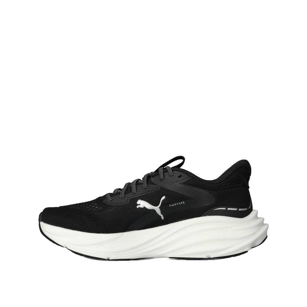 Running Shoes PUMA Magnify Nitro 3 Black/White