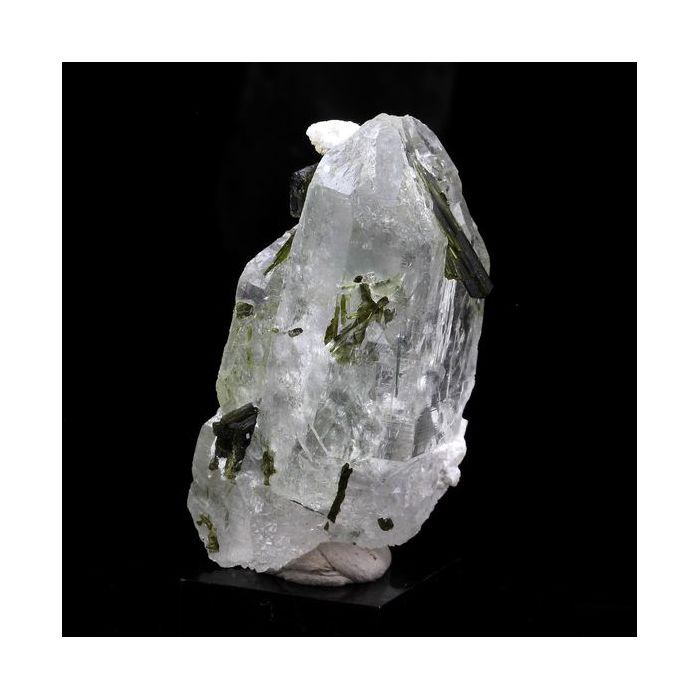 Pierres et Minéraux. Epidote + Quartz + Albite. 157.0 ct. Cevins, Savoie, France..