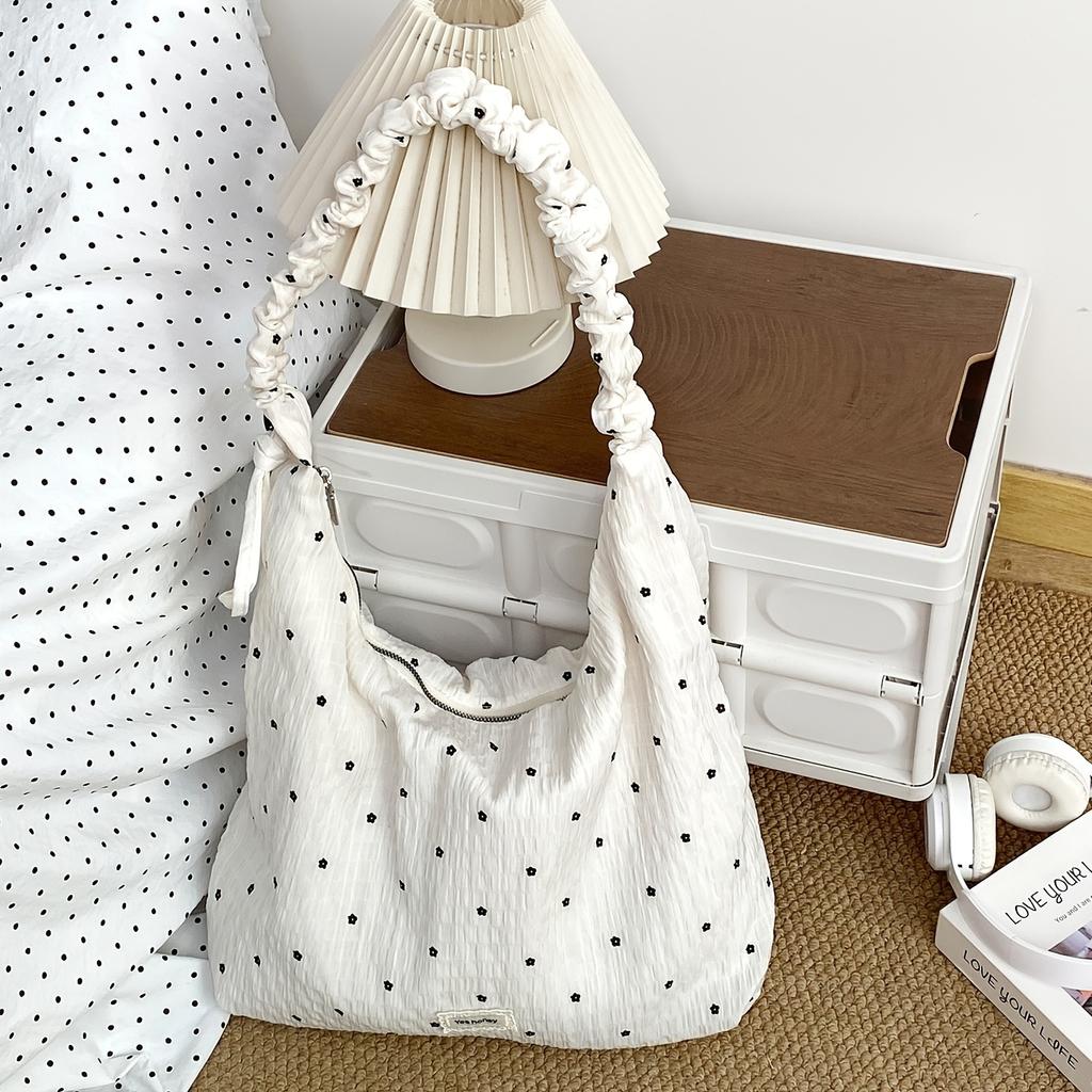 New Spring Floral Pleated Crossbody Bag, Large Capacity Korean Relaxed Tote, Fashionable Ladies' Shoulder Bag