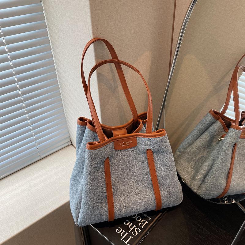 Ladies' Shoulder Tote Bag with High-end Feel, Contrasting Color Splicing, Multi-layer Shoulder Bag, Fashionable and Versatile, Large Capacity