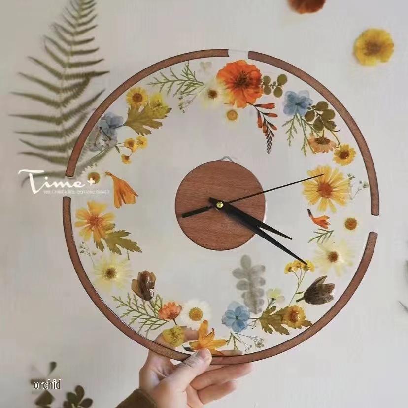 DIY Handmade Dried Flower Embossed Wall Clock with Wood Grain Border