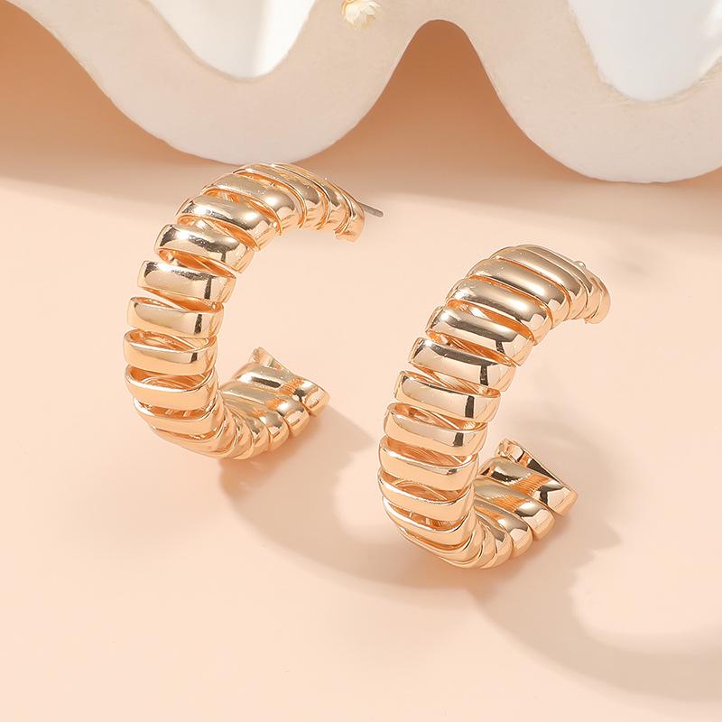 European Retro Geometric Tassel Irregular Metal Earrings