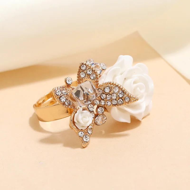

Rose ring, ethnic butterfly ring, retro bohemian alloy new jewelry. resizable білий