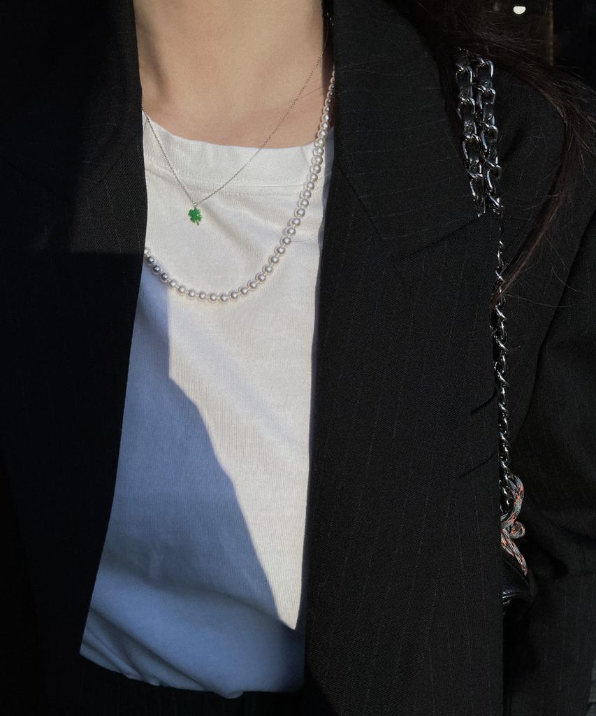 Ourthings Melting Clover Necklace