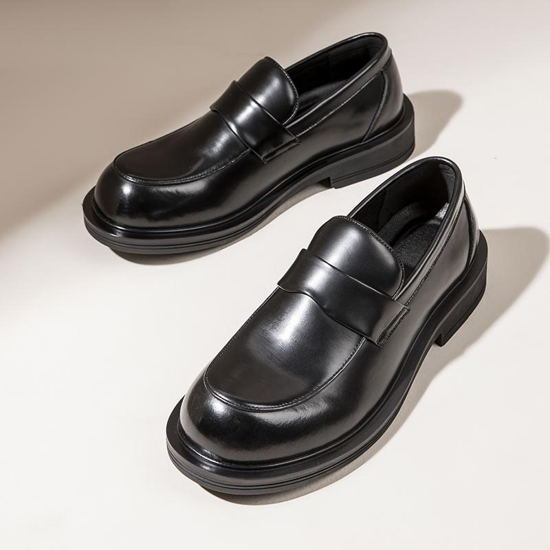 Fashion Ultra-light Male Walking Footwear Moccasins All-match Mens Casual Shoes Genuine Leather Men Loafers Fashion Summer Slip on Flats