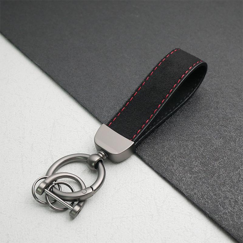 

Leather Car Keychain, High-End Car Metal Key, Suede Pendant, Leather Ornament Metal Car Keychain Ring Accessories A1