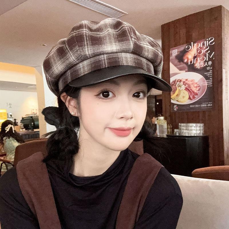 Retro Plaid Octagonal Hat Women's Autumn and Winter Versatile Face Small Warm Painter Hat Fashion Literary Newsboy Hat