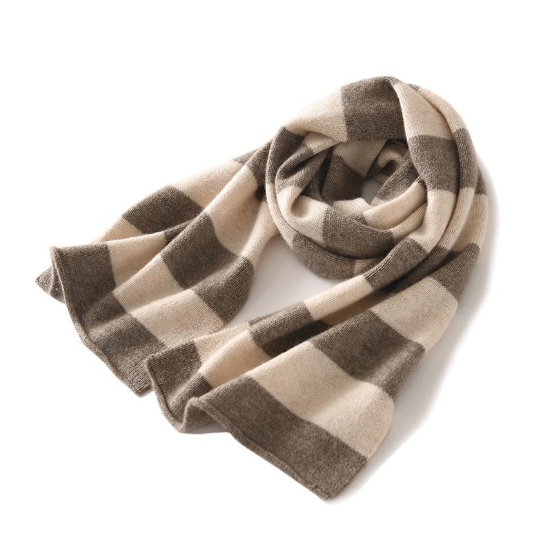 

Широкий смугастий кашеміровий шарф: Теплий та універсальний в язаний виріб у японському стилі для осені/зими синій/фіолетовий