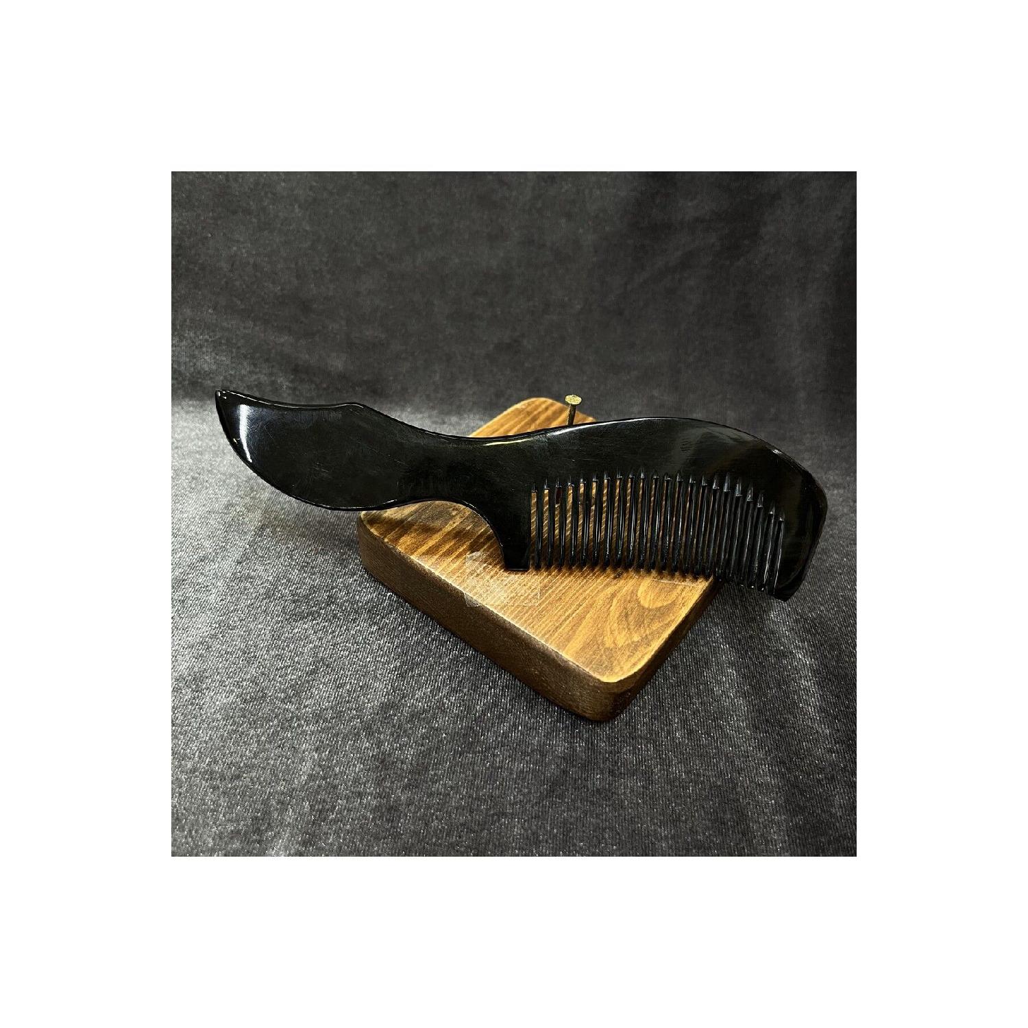 

Кістяний гребінець чорний