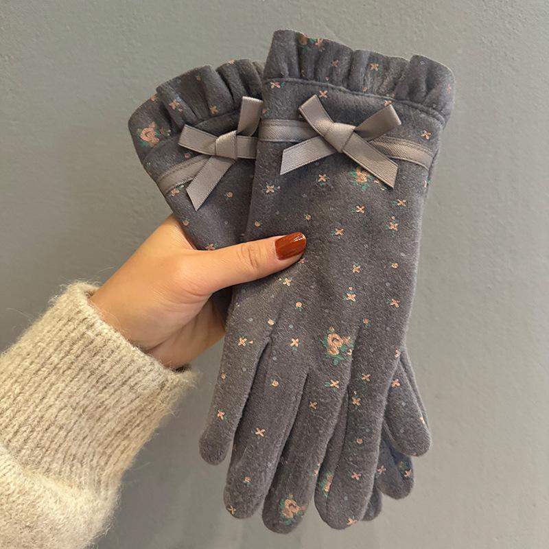 

Ji thin women s driving cold-proof and warm gloves can be divided into students thin velvet warm gloves women