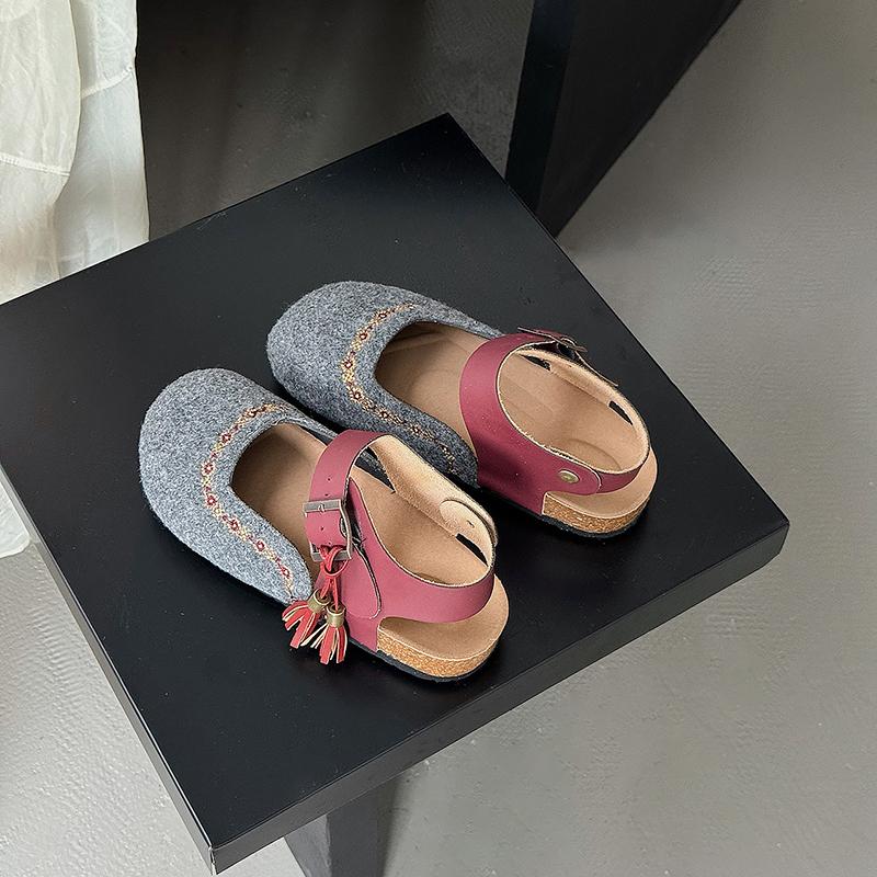 Fashion Women's Baotou Sandals Autumn New Round Head Shallow Mouth Embroidery Anti-slip Wear-resistant Low-top Shoes